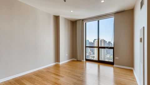 635 N Dearborn Street