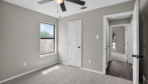 6057 Hillglen Dr