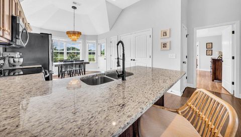 2605 Auldridge Dr
