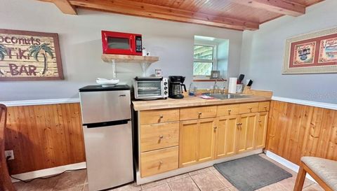 511 N OCEAN SHORE BOULEVARD