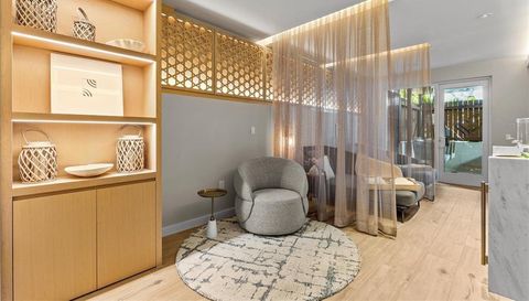 1020 SUNSET POINT ROAD