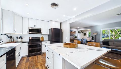 101 N MERCURY AVENUE