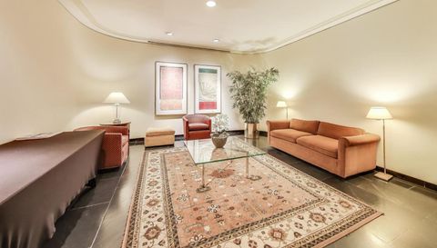 1310 N Ritchie Court