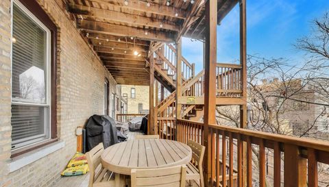 1214 W Webster Avenue