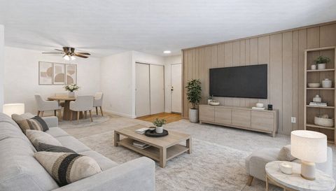 4602 W Northfox Lane