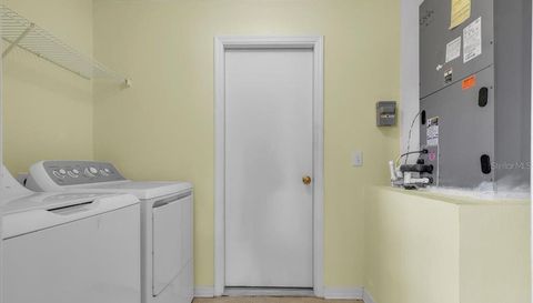 24483 LAKESIDE MANOR