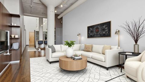 1800 W ROSCOE Street