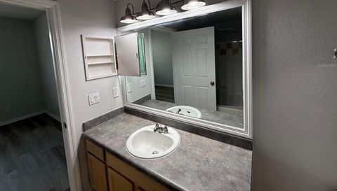 3478 Westchester Square