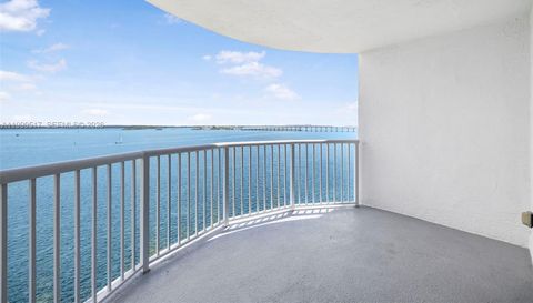 1420 Brickell Bay Dr