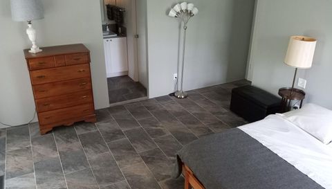 1719 NW 23rd Ave #4a