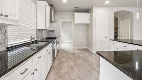 6412 Falcon Ridge Ln