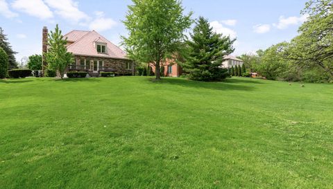 910 Red Fox Lane