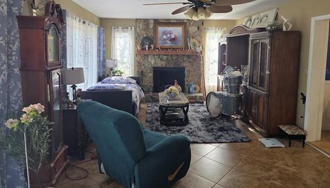 651 E COUNTRY CLUB DRIVE