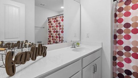 4405 Lord Joseph Ct