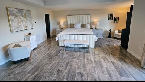 4014 Jacaranda Pkwy W