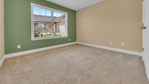 2732 Waters Place Dr