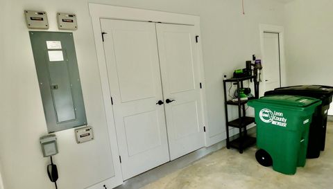 3395 Mariana Oaks Dr