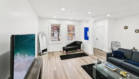 1828 W 57th St