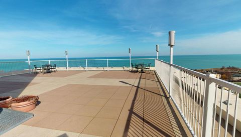 336 W Wellington Avenue