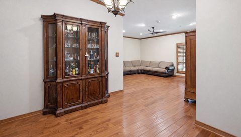 4312 Bellaire Dr S #203