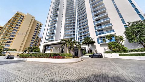 2711 N Ocean Dr