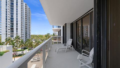 20281 E Country Club Dr