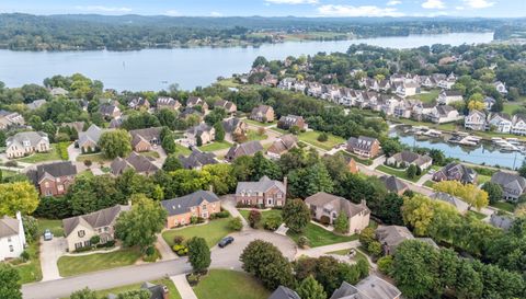 10320 Castlebridge Ct
