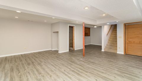 2411 Jansen Avenue