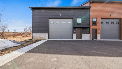 940 McKinley Parkway