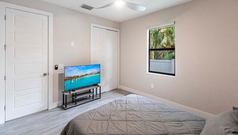 23208 W Eldorado Ave