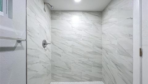 2105 ALLENDALE