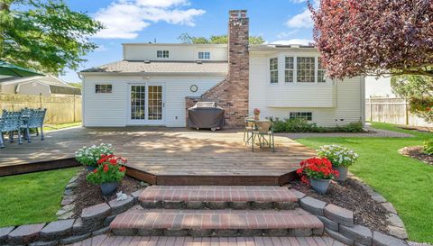 3 Yarmouth Ln