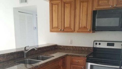 1547 Lake Crystal Drive