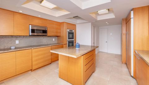 1 Grove Isle Dr