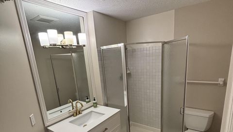 7625 Edinborough Way