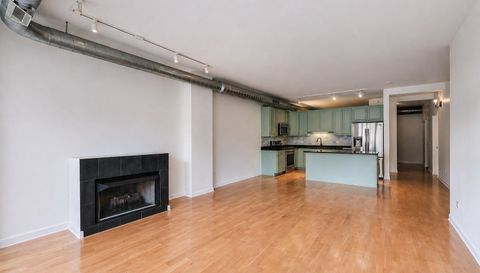 1200 W Monroe Street
