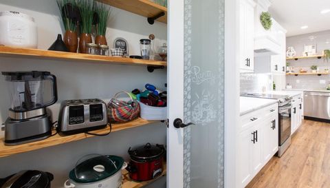 3395 Mariana Oaks Dr