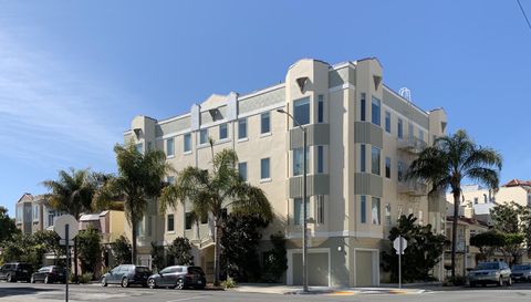 2200 Beach St 304