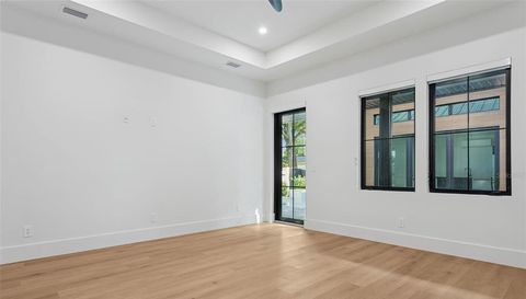 708 W KENTUCKY AVENUE