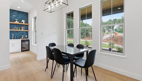 273 Martin Dr