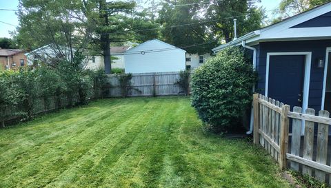 390 Diane Dr