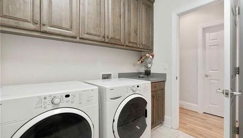 4687 Eagle Pointe Ct