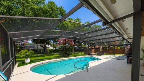 6350 Oak Meadow Bnd