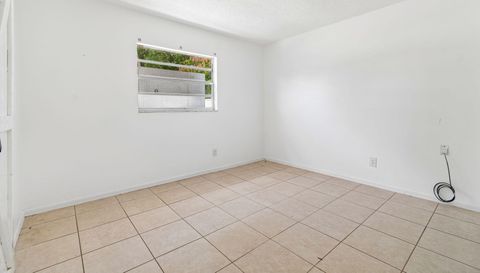 1719 Julian Ln Dr