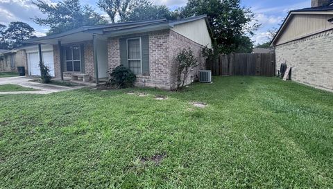 4419 Mossygate Dr