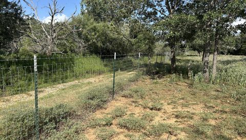240 Private Rd 4601