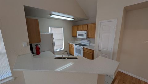 9125 LEE VISTA BOULEVARD