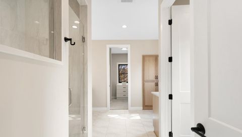 10149 Upper 196th Way W