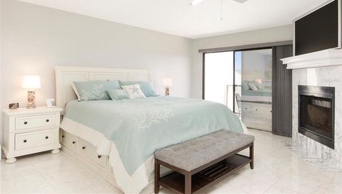 557 PINELLAS BAYWAY S