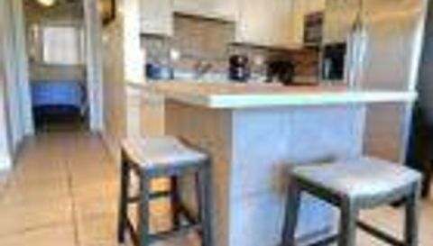 525 Manatee Ct APT 13